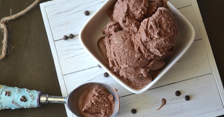 This salted dark chocolate ice cream has the perfect balance of salty and sweet in creamy, rich chocolate.