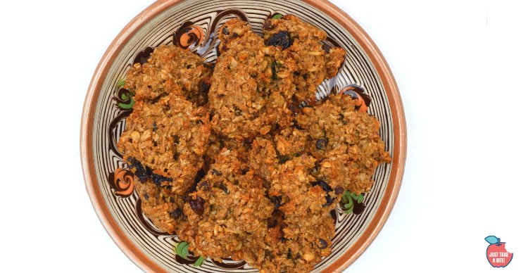 In need of an easy, allergen-free breakfast? These sunbutter breakfast cookies only take a few minutes of prep time and are free of gluten, dairy, eggs, nuts, rice, corn, soy and coconut.