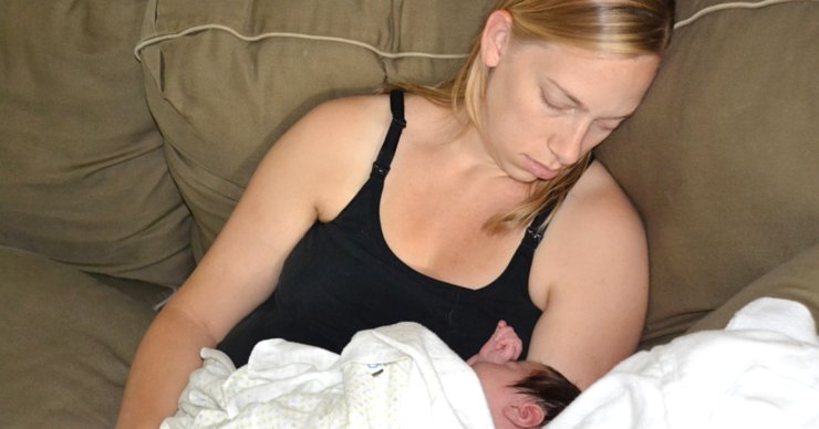 Follow some simple health tips to go from sleep-deprived mom to energetic mom.