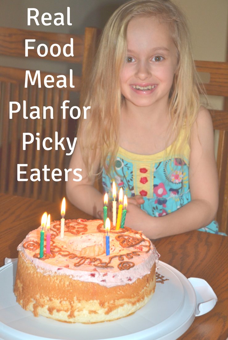 This week's real food meal plan for picky eaters includes ham, waffles and tacos. Plus lots of fun celebrating Easter and a birthday.