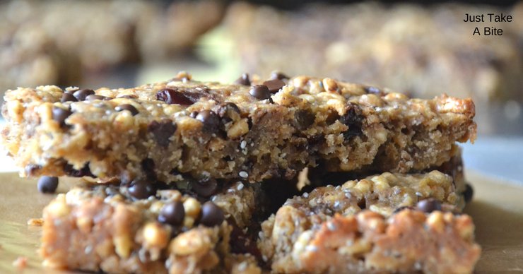 Missing your beloved granola bars because you can't have oats? Problem solved! These oat and nut free chewy granola bars have the taste and texture of oats. You'll never miss them!!